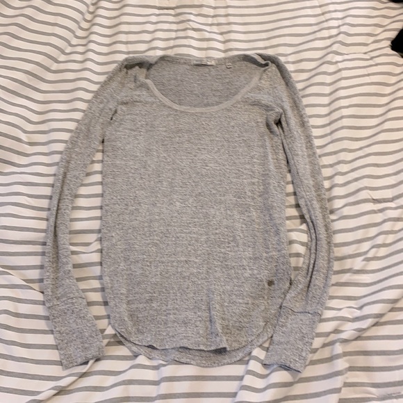 Abercrombie long sleeve T-shirt - Picture 1 of 3